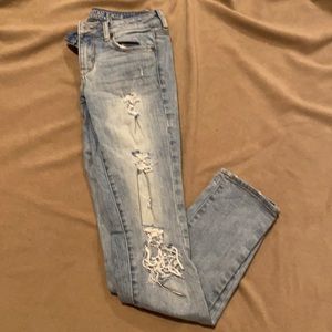 American Eagle Skinny Jean, Ripped. Distressed .  Excellent condition. Size 0.